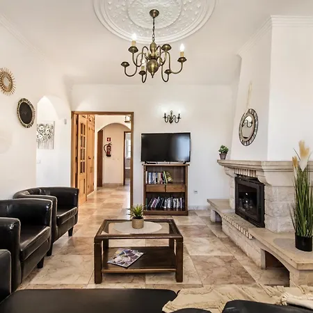 Villa Alexandra By Algarve Holidays *
